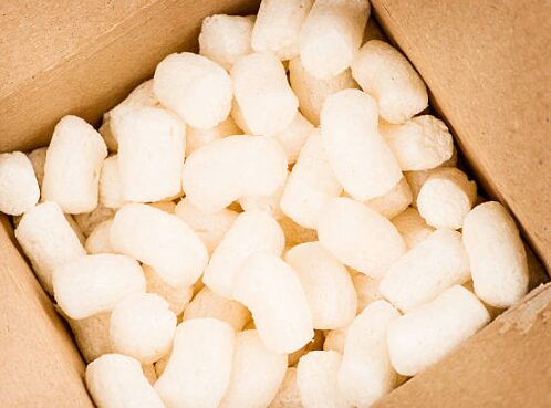 eating packing peanuts pic